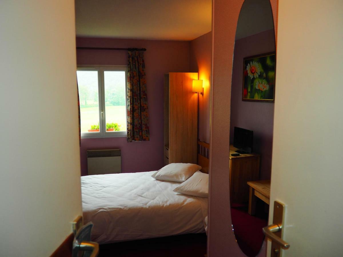 Hotel Restaurant La Manse Dornecy Eksteriør billede